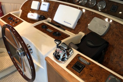 Meridian 540 Pilothouse