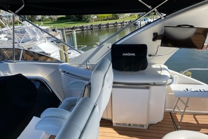 Meridian 540 Pilothouse