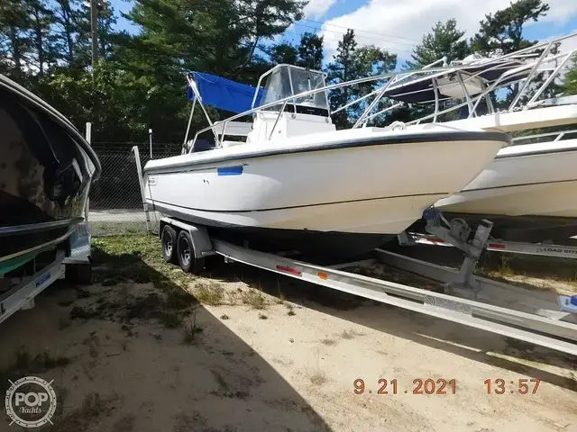 Boston Whaler 21 Outrage