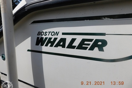 Boston Whaler 21 Outrage