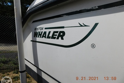 Boston Whaler 21 Outrage