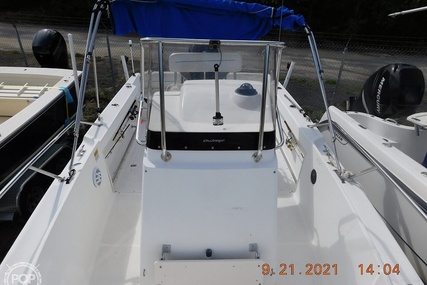 Boston Whaler 21 Outrage