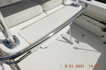 Boston Whaler 21 Outrage