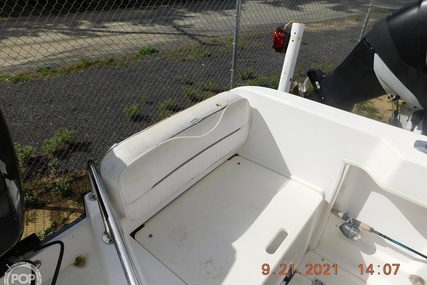 Boston Whaler 21 Outrage