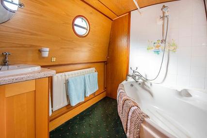 Narrowboat 60' GT Boatbuilders / Whisky Boatfitters