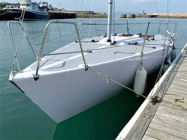 Marine Projects Bolero 26