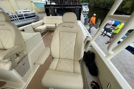 Chris Craft Calypso 30