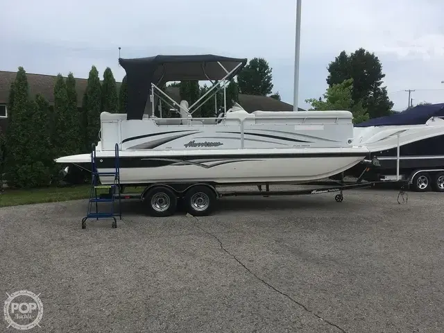 Hurricane Fun Deck 218 RE