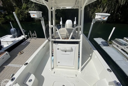 Triton 260LTS