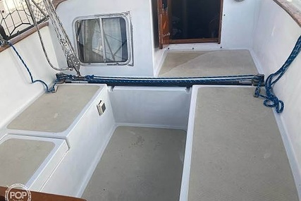 Ericson Yacht 39B