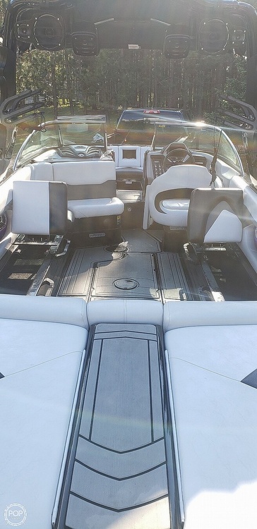 Enzo SV244 - Centurion Boats