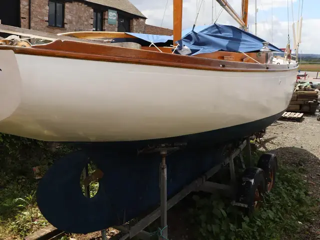 Custom Boats Norman Dallimore centreboard sloop