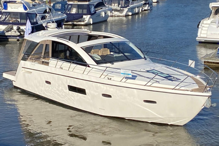 Sealine SC42i