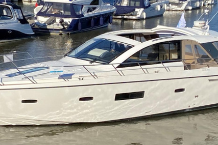 Sealine SC42i