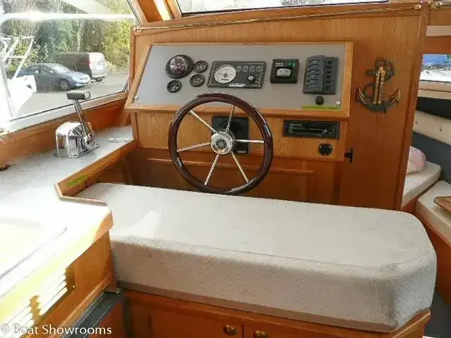 Viking Seamaster Waterline 30