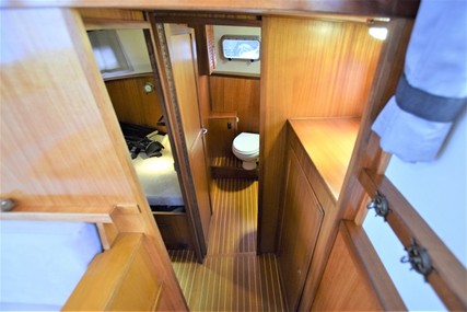 Gruno 1070 Flybridge