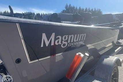 Magnum Marine 17 Clackacraft