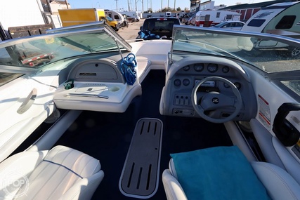 Sea Ray 200 Signature