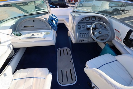 Sea Ray 200 Signature