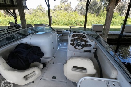 Chris-Craft 260 SPORT DECK