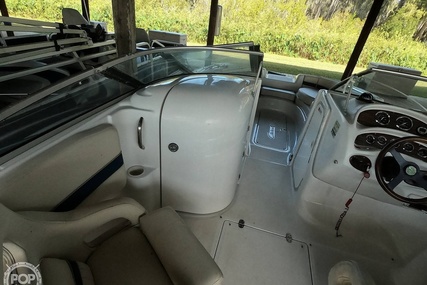 Chris-Craft 260 SPORT DECK