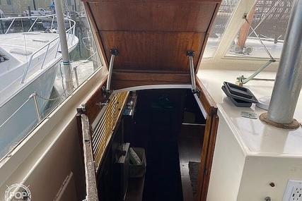 Hatteras 44 Tri Cabin