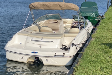 Chaparral 220 SSI