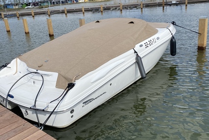 Chaparral 220 SSI