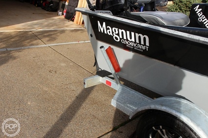 Magnum Marine 17 Clackacraft