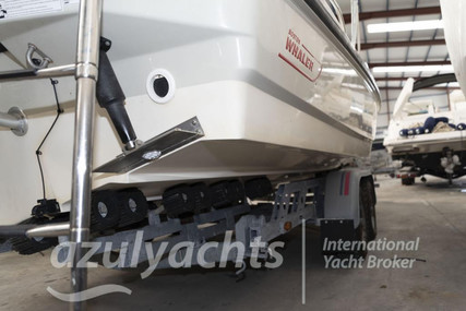 Boston Whaler 240 Dauntless