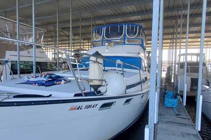 Bayliner 3818