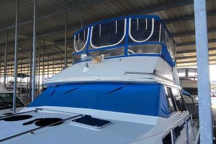 Bayliner 3818