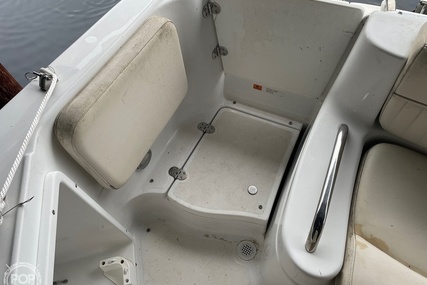 Chris-Craft 260 SPORT DECK