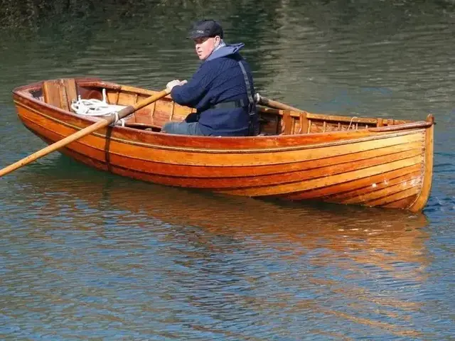 Custom Boats 12' Clinker Rowing Dinghy