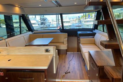 Riviera 54 Enclosed Flybridge