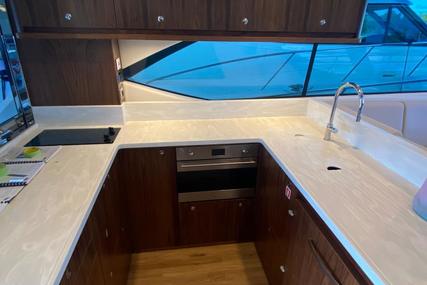 Riviera 54 Enclosed Flybridge