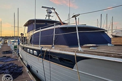 Chris Craft Constellation 55