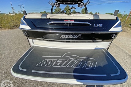 Malibu 247 Wakesetter LSV Silver Edition