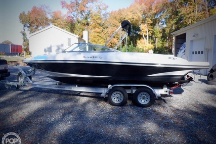 Rinker Captiva 226