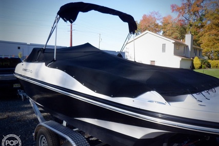 Rinker Captiva 226