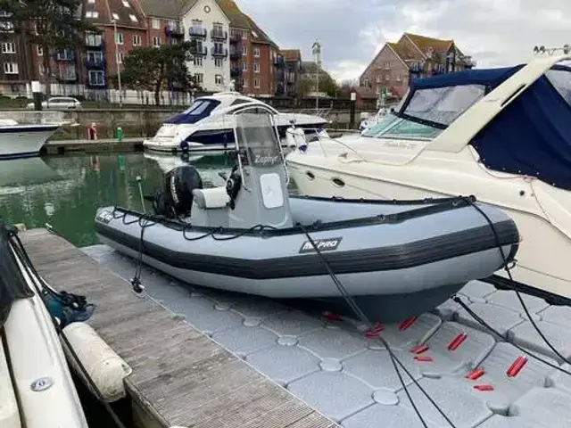 Zodiac Milpro 6m RIB