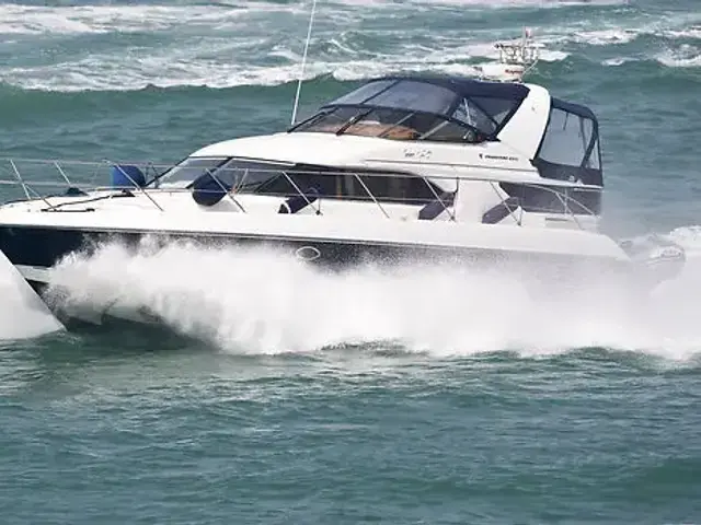 Fairline Phantom 43 Aft Cabin