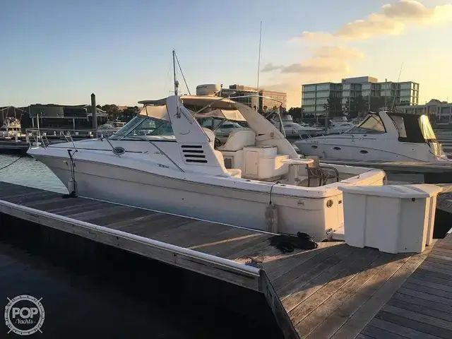 Sea Ray 370 Express