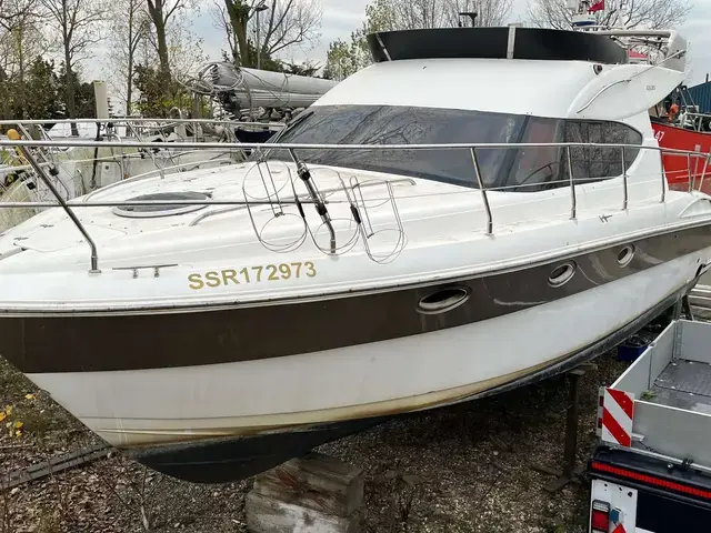 AQUALUM 35 Flybridge