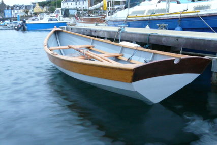 Custom Boats Chamberlain Dory Rowing Skiff