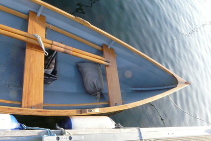 Custom Boats Chamberlain Dory Rowing Skiff