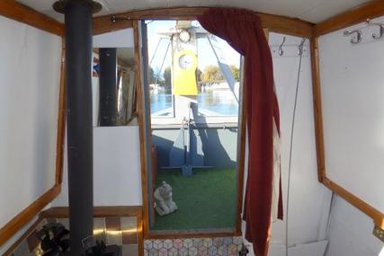 Colecraft Narrowboat