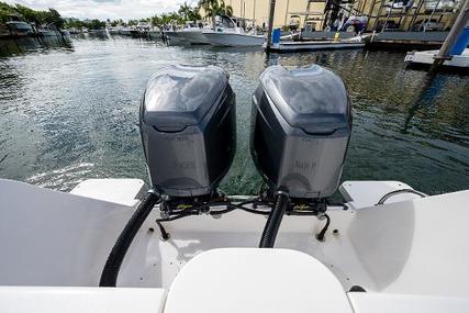 Intrepid 323 Center Console