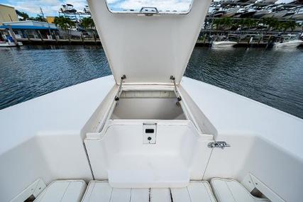 Intrepid 323 Center Console