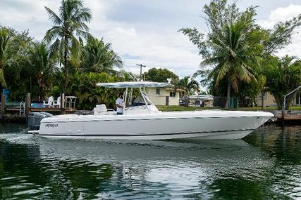 Intrepid 323 Center Console